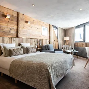 **** Hotel 3 Vallees Frankrig