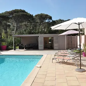 Hotel De La Vierge Noire Sainte-Maxime
